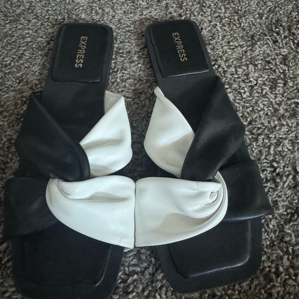 Express Black and White Sandals with Twisted Strap